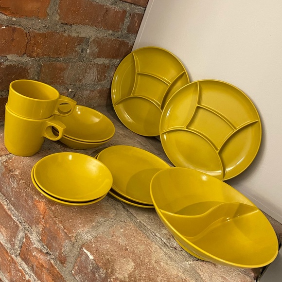 Vintage Other - Vintage Melmac melamine maplex plastic dishware set sushi fondu 11 piece